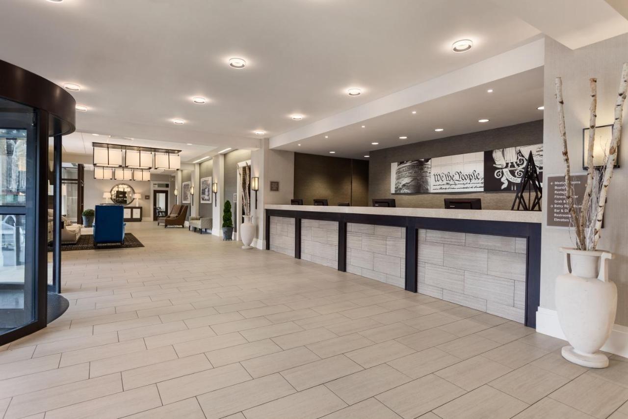 Отель Wyndham Philadelphia-Historic District Экстерьер фото