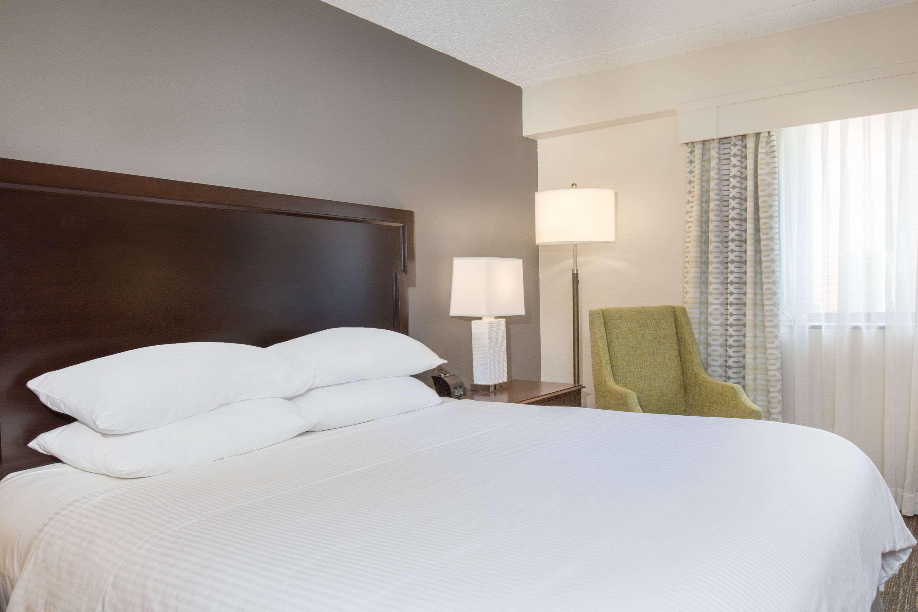 Отель Wyndham Philadelphia-Historic District Экстерьер фото