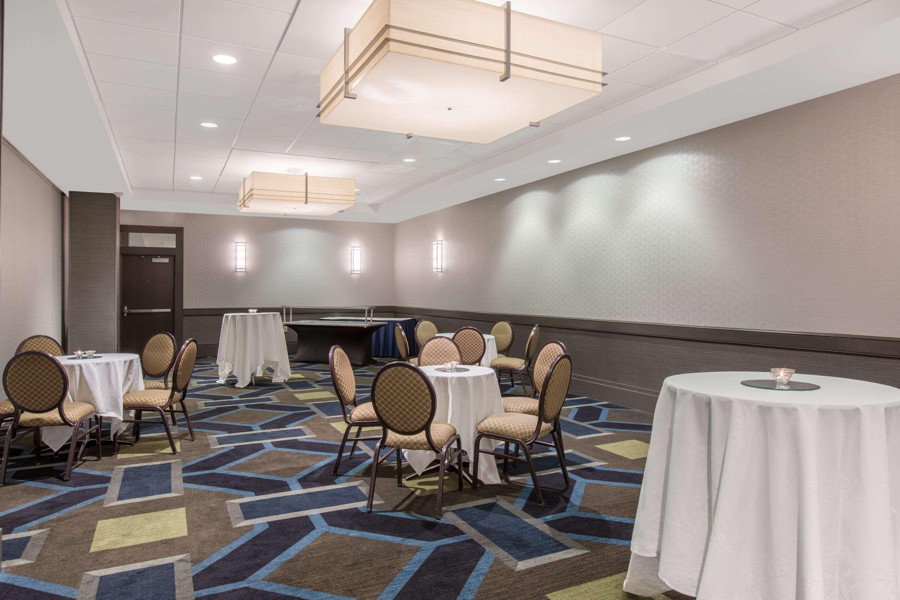 Отель Wyndham Philadelphia-Historic District Экстерьер фото