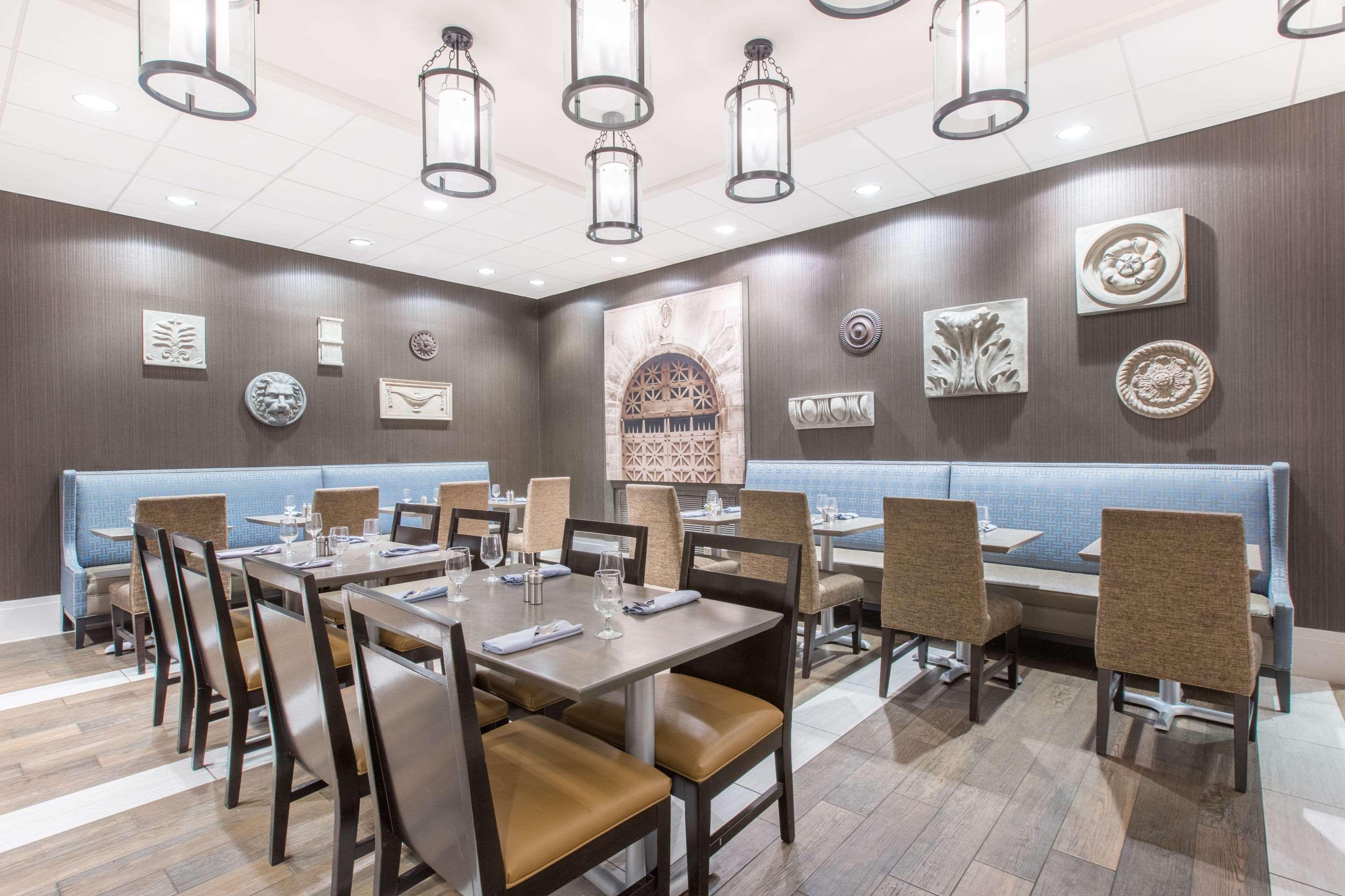 Отель Wyndham Philadelphia-Historic District Экстерьер фото