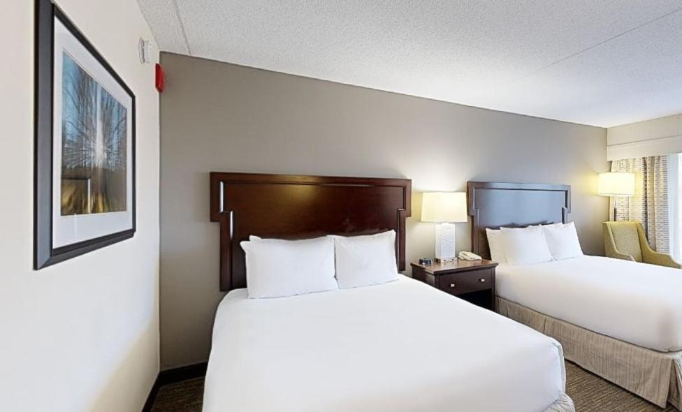 Отель Wyndham Philadelphia-Historic District Экстерьер фото